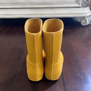 Girls rain boots By Hunter. Size 12US/29EU